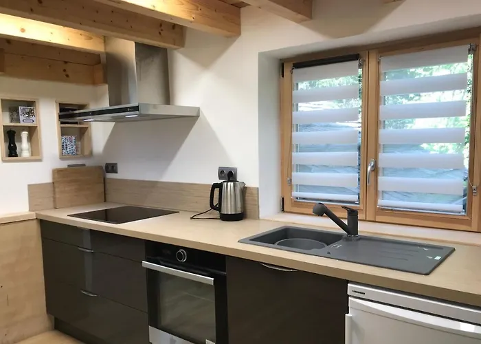 Chalet Cristal Trail